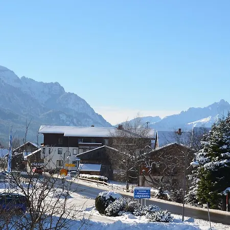 Alpchalet Schwanstein Hotel