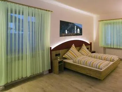 Alpchalet Schwanstein 3*