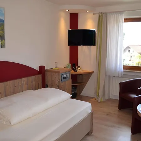 Alpchalet Schwanstein 3*
