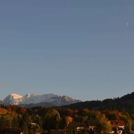 Hotel Alpchalet Schwanstein 3*