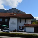 Alpchalet Schwanstein Hotel