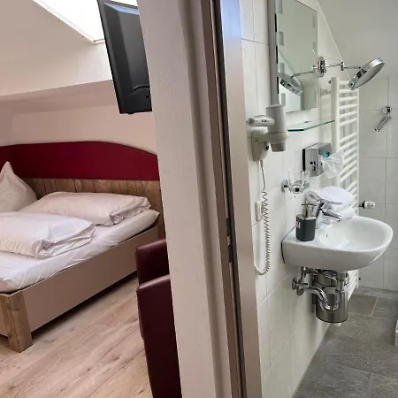 Alpchalet Schwanstein 3*