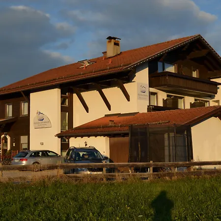 Alpchalet Schwanstein 3*